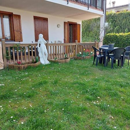 Jolie Maison De Garde Сояно дел Лаго Екстериор снимка